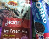 Foto langkah ke 1 dari resep Es Krim Oreo 2 Bahan.