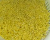 Foto langkah ke 2 dari resep Mi Goreng Sosis.