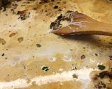 A picture of step 4 of Curry Chicken Thighs.