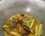 Foto langkah ke 4 dari resep Ikan Nila Acar Kuning.
