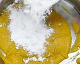 A picture of step 5 of Besan ke Ladoo.