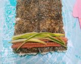 Foto langkah ke 8 dari resep Mentai Sushi Roll (Tanpa Salmon).