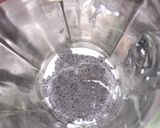 A picture of step 6 of Rusmallai Rabrdi Falooda.