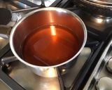 Une image de l'étape 5 de Vinaigre de fleurs de ciboulette.