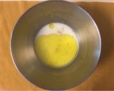 Foto del passaggio 2 della ricetta Pan bauletto con esubero lievito madre