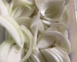 Foto del paso 2 de la receta: Molida de res con cebolla y cuaresmeños. 100% libre de grasa
