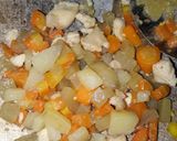 Foto langkah ke 3 dari resep Pastel isi wortel kentang ayam telur.