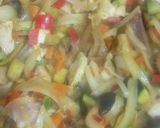 صورة لخطوة 3 من وصفة ارز بالخضار🍚🫑🧅🥕