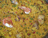 Foto del paso 6 de la receta: Paella de conejo y gambón🌿☀️🌻
