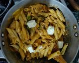A picture of step 8 of Creamy Butter Chicken Pasta.