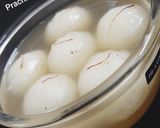 लेफ्टओवर राइस के रसगुल्ले (leftover rice ke rasgulle recipe in Hindi) रेसिपी चरण 5 फोटो