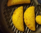 Foto del paso 4 de la receta: Empanadas de plátano y queso 🧀🤤