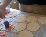Foto del paso 6 de la receta: Bollitos Hojaldrados rellenos de Crema Pastelera y Mermelada de Cereza