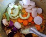 A picture of step 2 of Orissa Special Masala Odia Dalma.