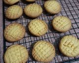 Foto langkah ke 6 dari resep Custard Cookies Bakery Style.