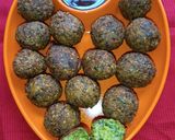 A picture of step 4 of Falafel Balls.