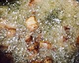 รูปขั้นตอนการทำที่ 1 ของ ข้าวหน้าหมูสามชั้นทอดซีอิ๊วไข่ดาวกรอบ