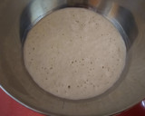 Foto del paso 1 de la receta: Pan de leche (brioche) o pan para torrijas con masa madre