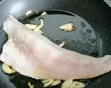 Foto del paso 6 de la receta: Lubina con vinagreta de fresas