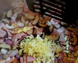 Φωτογραφία βήματος 6 της συνταγής Yaki Udon Stir Fry με λαχανικά και μπέικον C&G