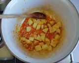 Cukkini krémleves pirított kolbásszal recept fázis 3 fotója