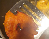 Foto del paso 2 de la receta: Buñuelos de calabaza y chocolate 🎆🎃🍫