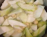 Hình bước làm 2 của món Canh mướp nấu hạt sen