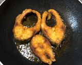 A picture of step 1 of Fish In Tomato Gravy - Bong Style.