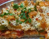 A picture of step 3 of Tawa pizza.