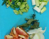 Foto langkah ke 4 dari resep Tongkol santan pedas.