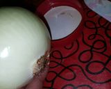 Foto del paso 1 de la receta: Blooming onion (cebolla frita)