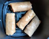 A picture of step 7 of Mix vegetable spring roll in air fryer.