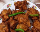 प्याज़ के कुरकुरे पकोड़े (pyaz ke kurkure pakode recipe in Hindi) रेसिपी चरण 8 फोटो