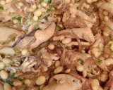 Foto del paso 7 de la receta: Calamarcitos en cebolla caramelizada y judías de Santa Pau