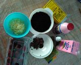 Foto langkah ke 1 dari resep Choco strawberry cheesecake no bake.