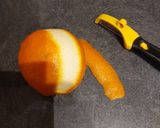 Une image de l'étape 6 de Glace au Grand Marnier et écorces d'orange confites.