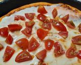 Foto del paso 3 de la receta: Pizza Margarita con boconccinos