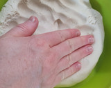 Foto del paso 4 de la receta: Tarta de puerro con masa de harina de arroz y fécula de maíz