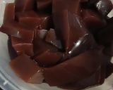 Foto langkah ke 5 dari resep Milk Masala Chai with Choco Jelly.