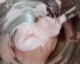Pas rețetă Pancakes din aluat de bezele cu capşuni 1 fotografie
