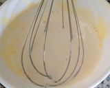 Foto del paso 2 de la receta: Crema Catalana con una yema de huevo en un plis plas