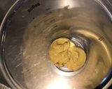 Une image de l'étape 1 de Sauce moutarde aux câpres, citron et persil.