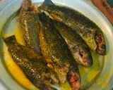 A picture of step 2 of Bengali: Koii Machher Tel-Jhal.