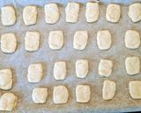 A picture of step 4 of Mad Hatters Mini English Tea Party Scones 🐇☕🎈🎉🎊🕕⌛.
