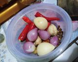 Foto langkah ke 2 dari resep 35. Ikan belanak bumbu kuning.