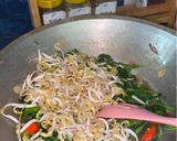 Foto langkah ke 6 dari resep Cah Kangkung ala Restauran.