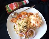 A picture of step 4 of Chinese rice.