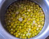 A picture of step 3 of Methi Matar Malai.