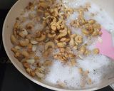 Foto langkah ke 4 dari resep Kacang Mede Goreng Gurih.