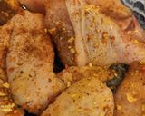 Sült csirke 🐔 husi hagymával és almával! 🙂 recept fázis 2 fotója